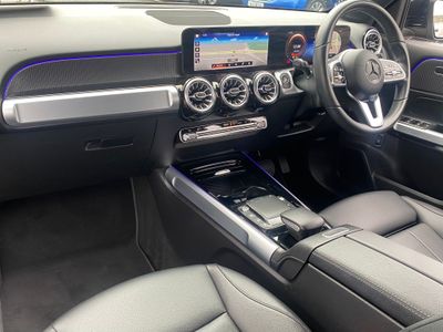 2022 Mercedes-Benz EQB