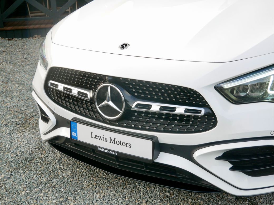 2024 Mercedes-Benz GLA 180