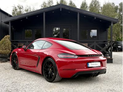 2021 Porsche Cayman