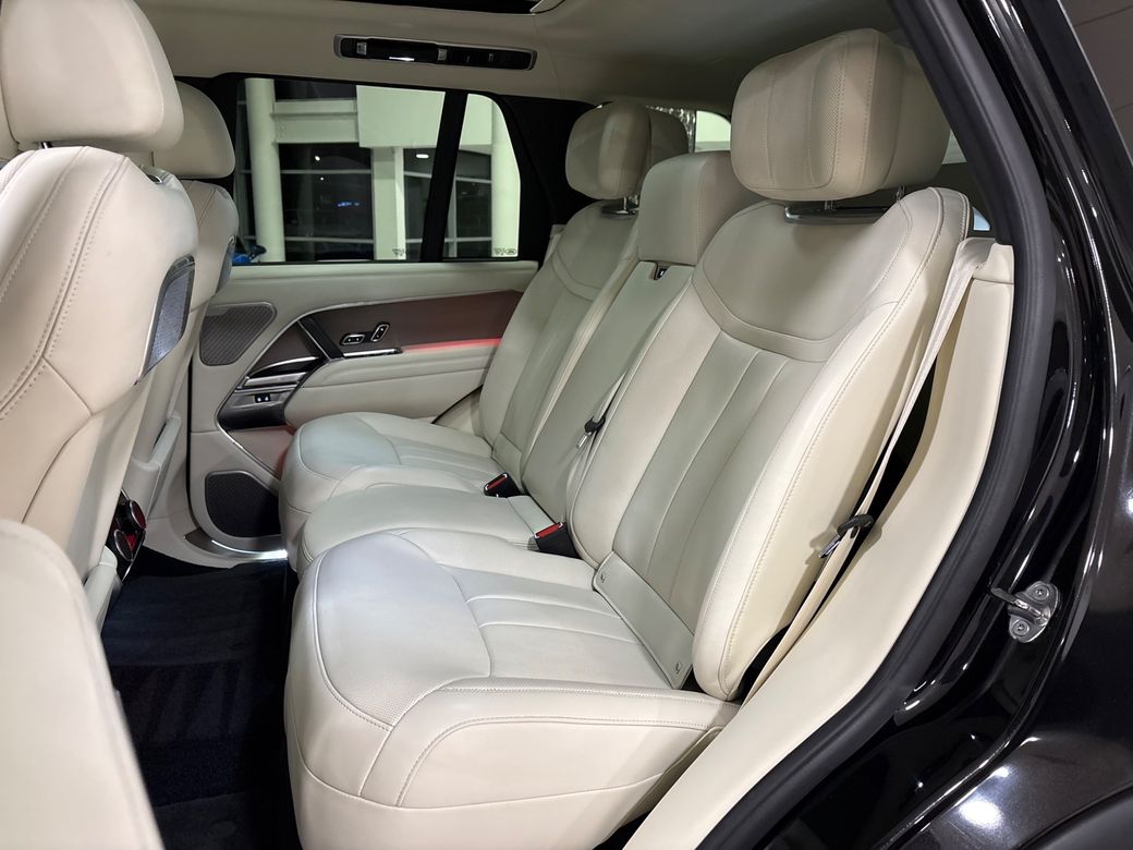 2025 Land Rover Range Rover