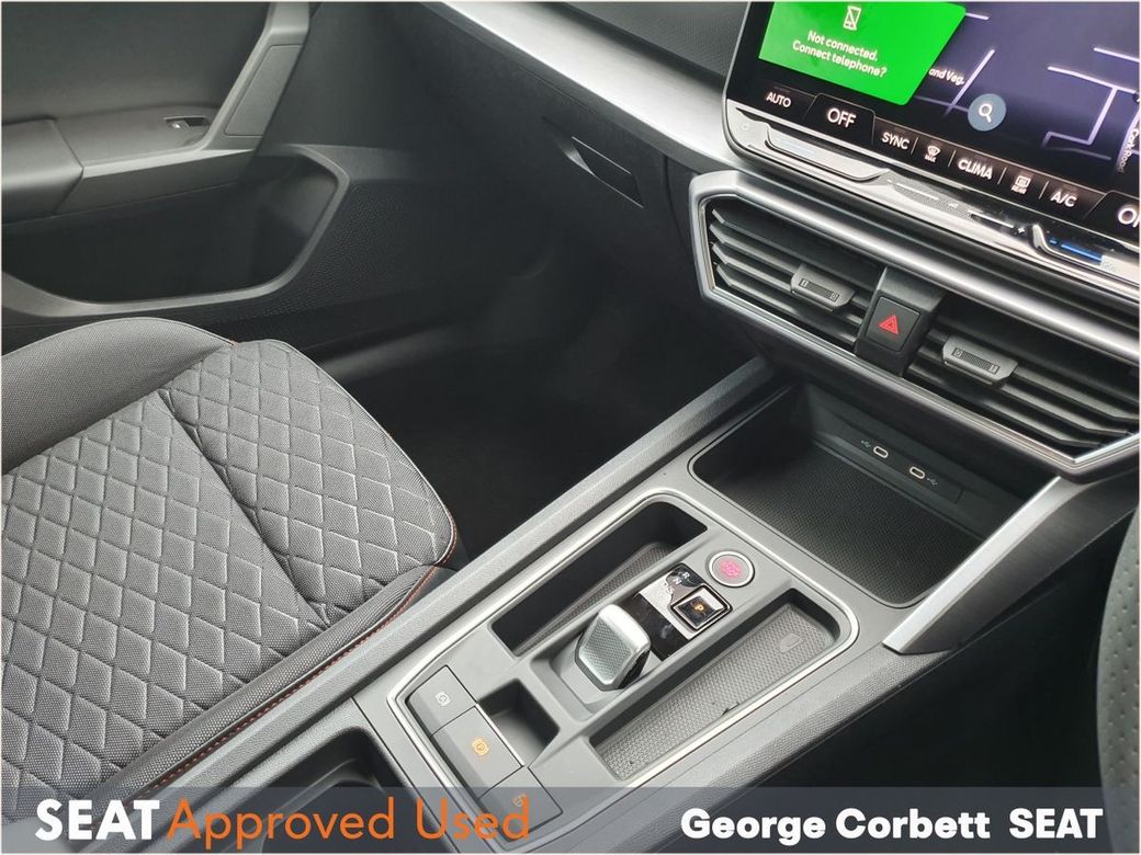 2025 SEAT Leon