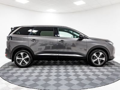 2023 Peugeot 5008
