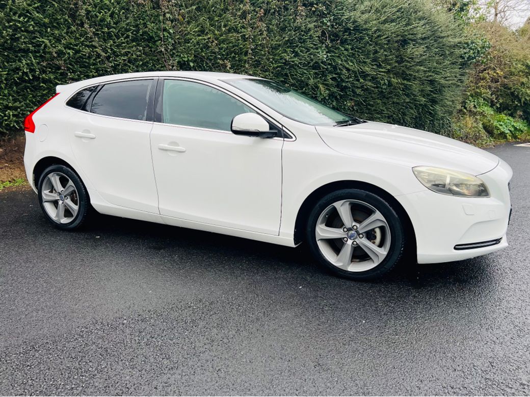 2015 Volvo V40