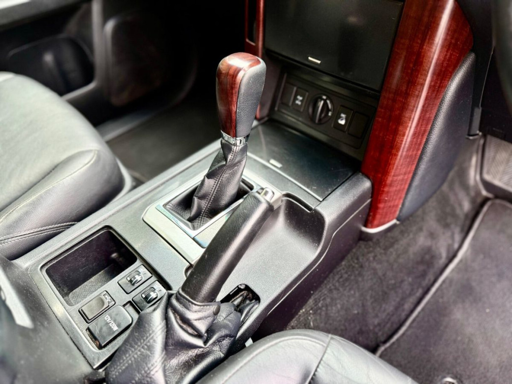 2017 Toyota Landcruiser