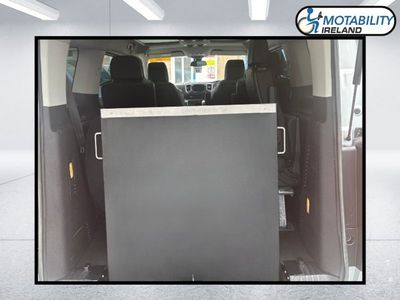 2020 Peugeot Traveller