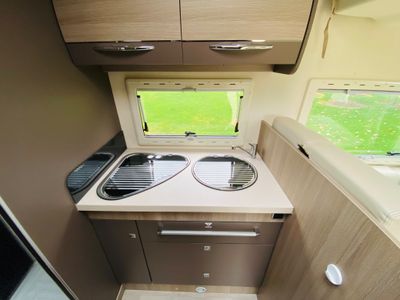 2016 CHAUSSON FLASH 610 LOW PROFILE R.H.D 