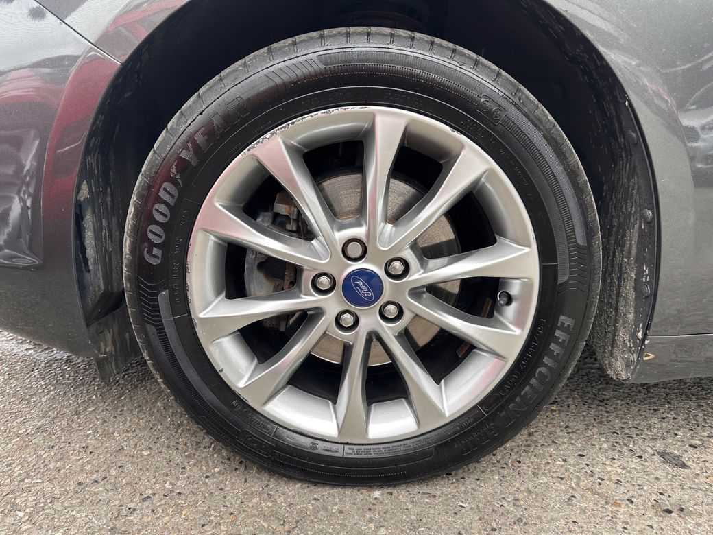 2021 Ford Mondeo
