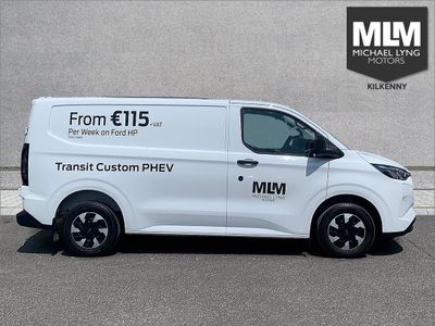 2025 Ford Transit Custom