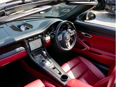 2017 Porsche 911