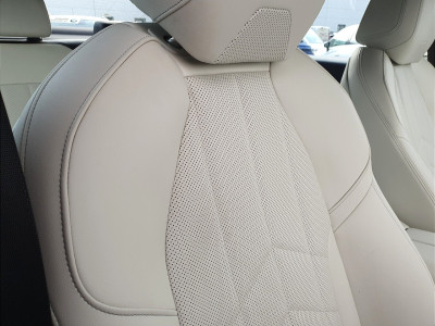 2025 BMW 530
