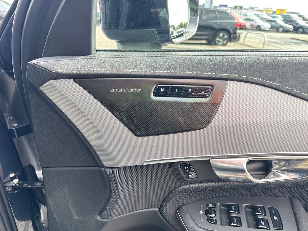 2021 Volvo XC90