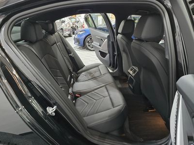 2024 BMW i5