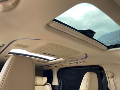 2015 Toyota Alphard