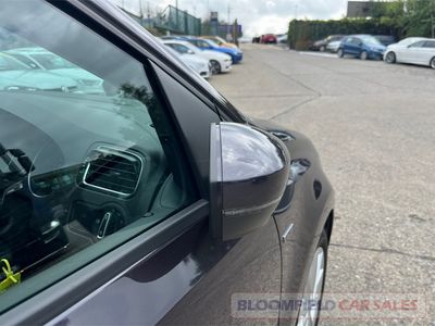 2015 Volkswagen Polo