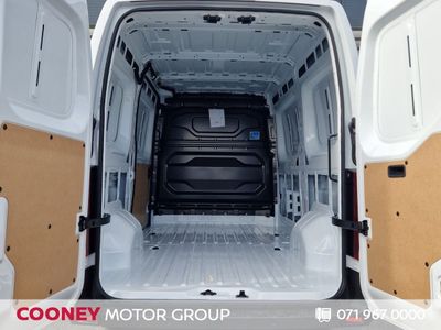 2025 Nissan Interstar