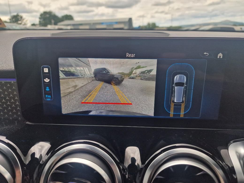 2024 Mercedes-Benz GLB Class