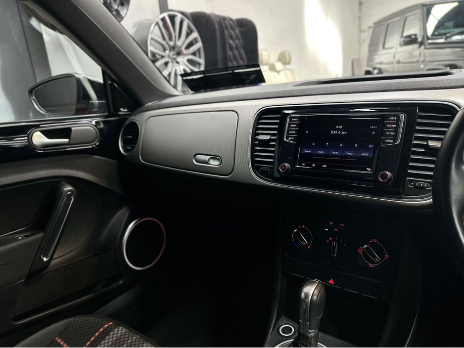 2016 Volkswagen Beetle