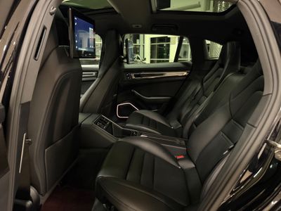 2023 Porsche Panamera