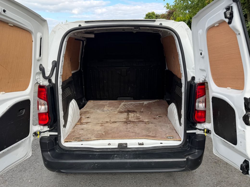 2021 Vauxhall Combo
