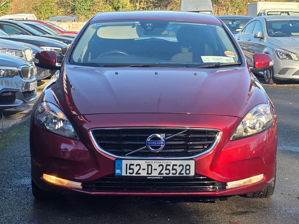 2015 Volvo V40