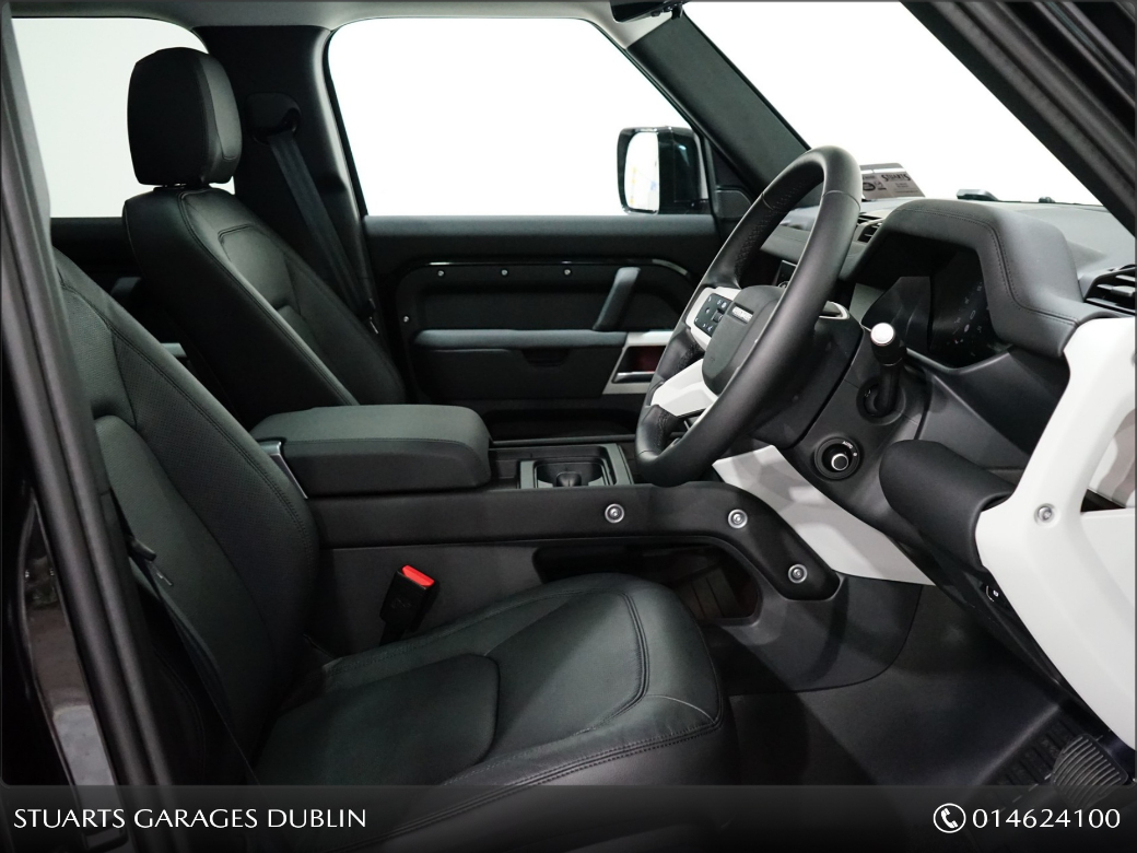 2023 Land Rover Defender