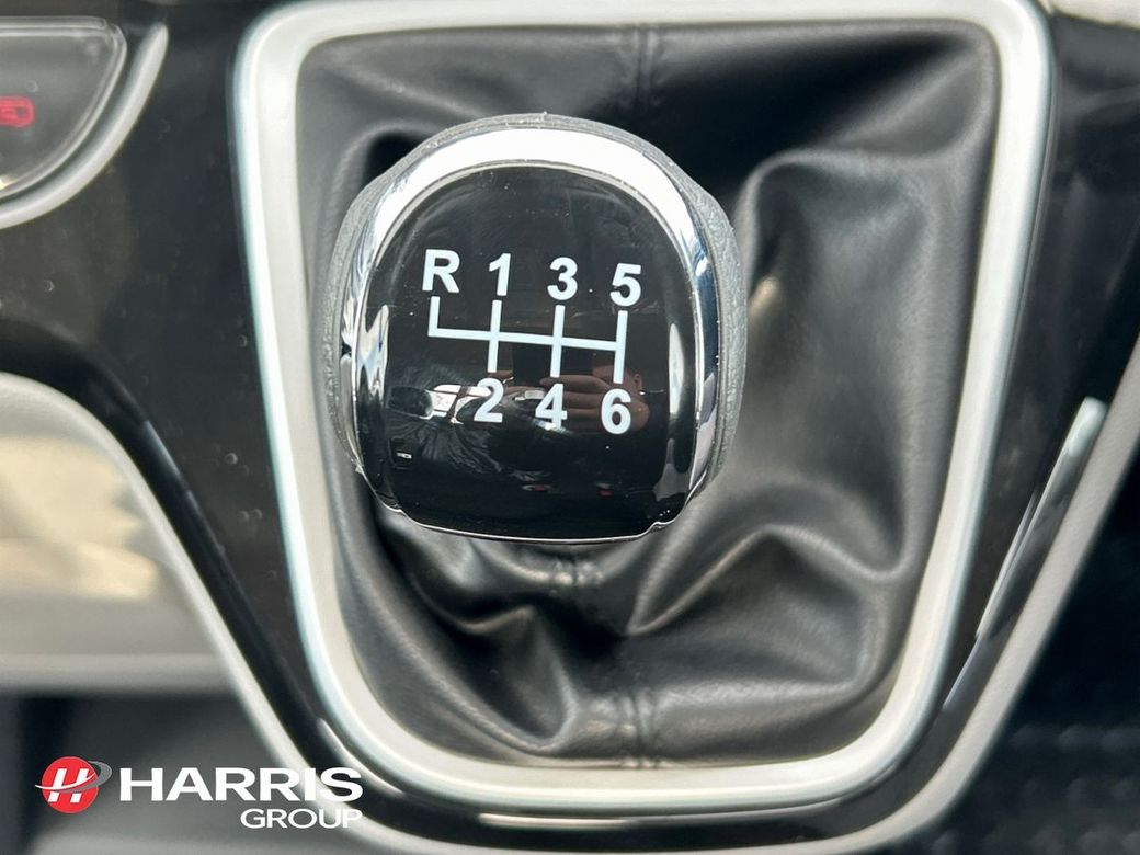 2026 White Maxus Deliver 9