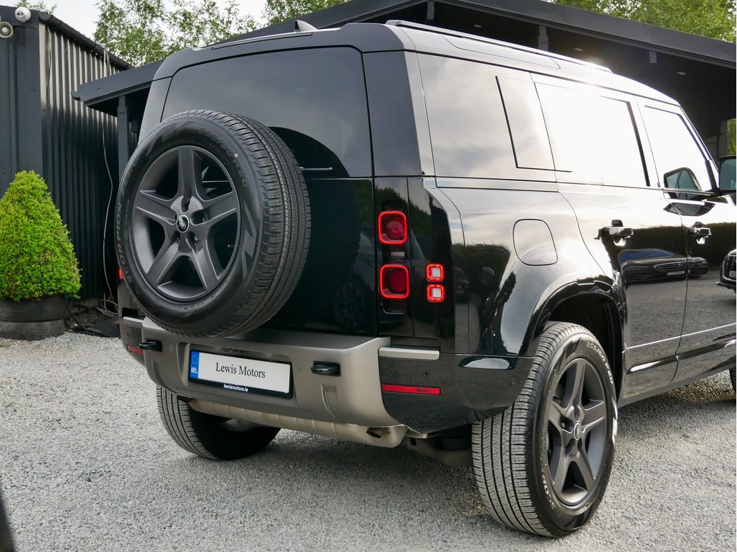 2025 Land Rover Defender