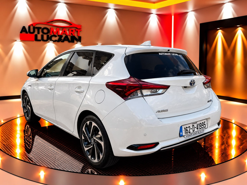 2016 Toyota Auris