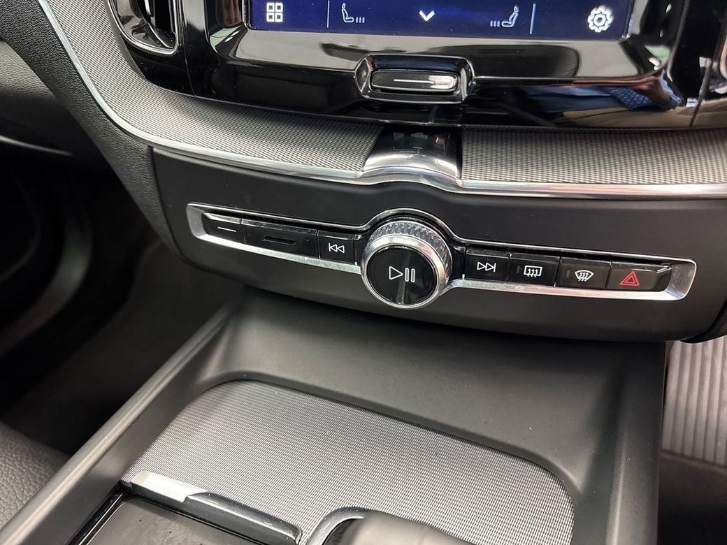 2023 Volvo XC60