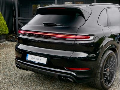 2025 Porsche Cayenne