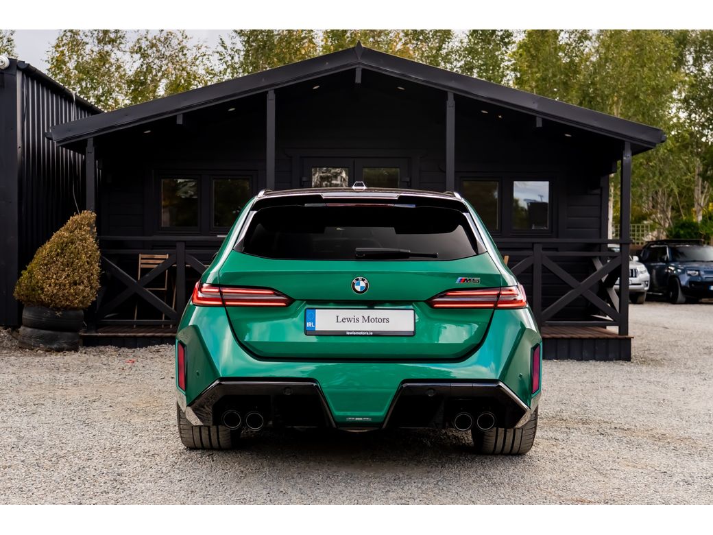 2025 BMW M5