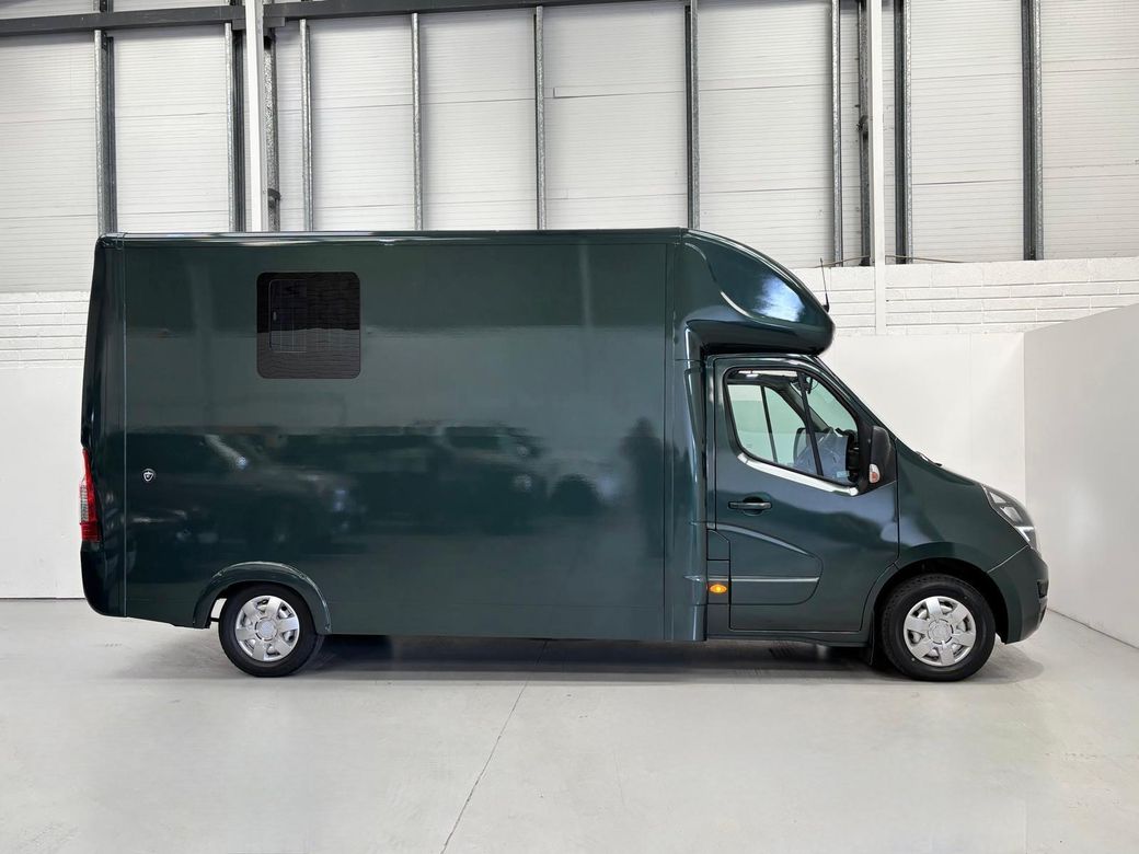 2021 Vauxhall Movano