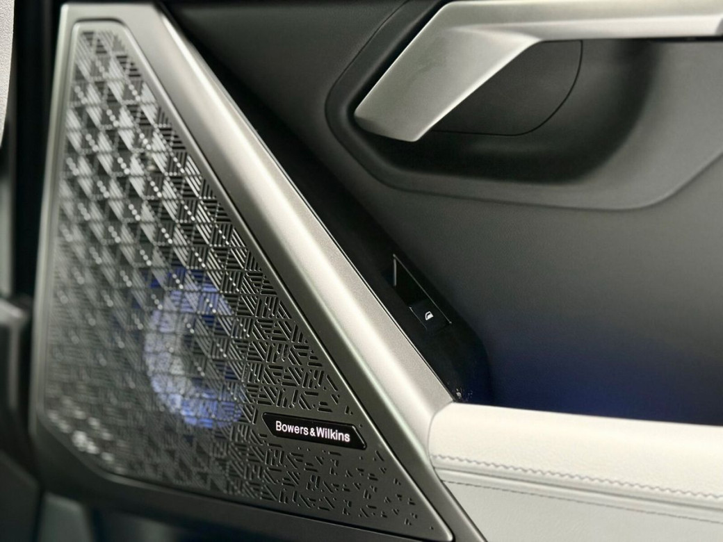 2025 BMW M5