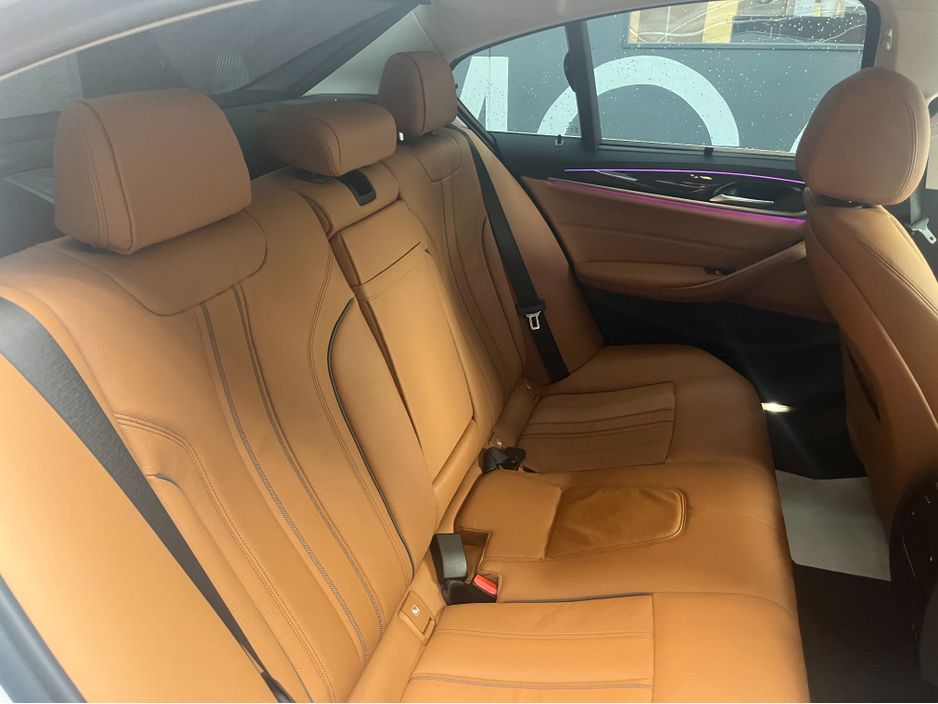 2021 BMW 5 Series
