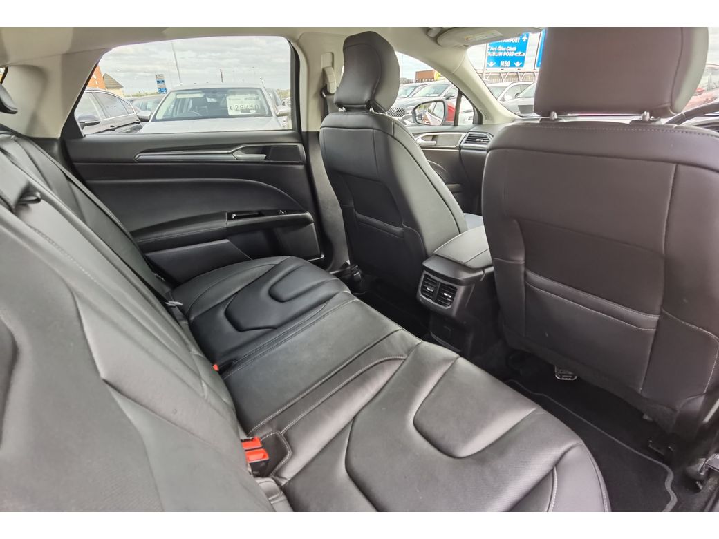 2021 Ford Mondeo