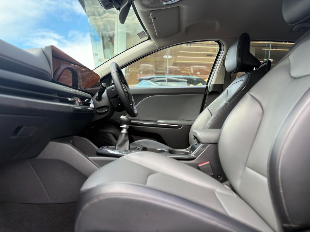 2026 Kia K4