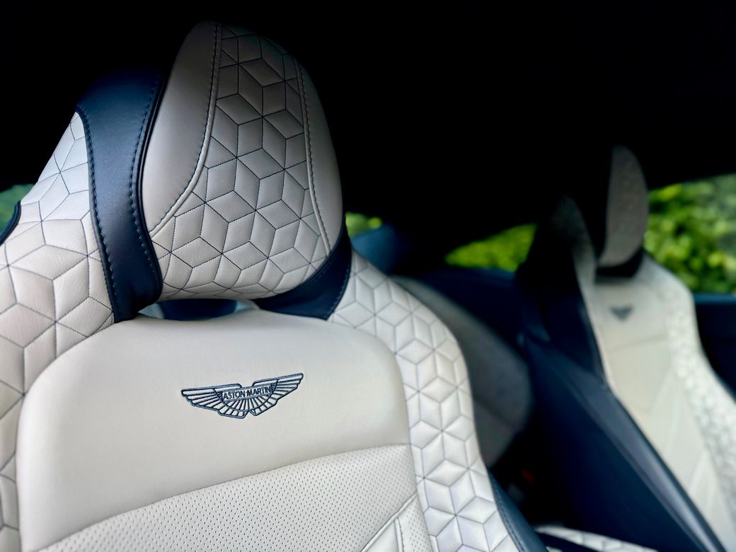 2018 Aston Martin DBS