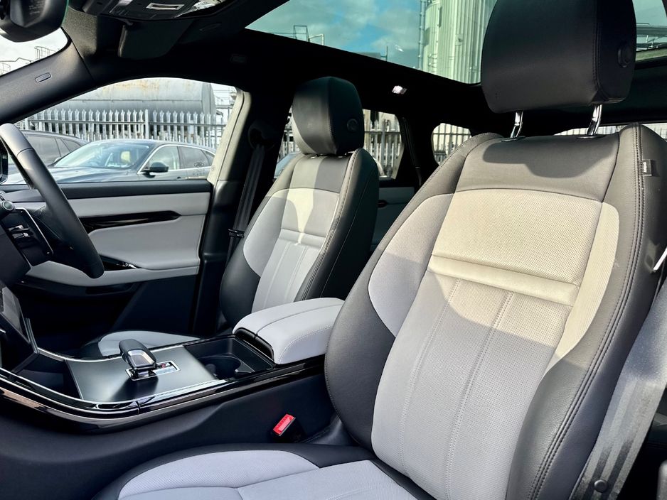 2026 Land Rover Range Rover Evoque