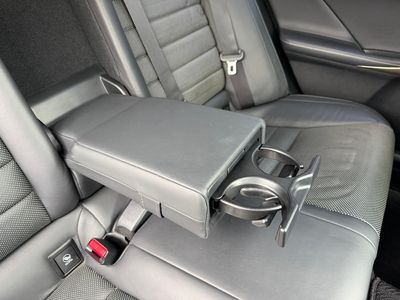 2018 Lexus IS 300h