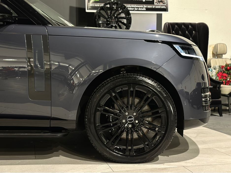 2025 Land Rover Range Rover