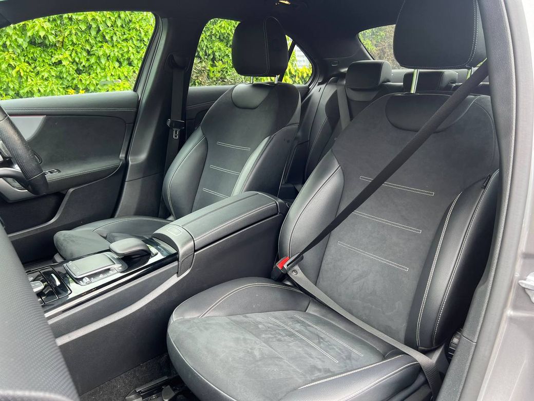 2022 Mercedes-Benz A 250