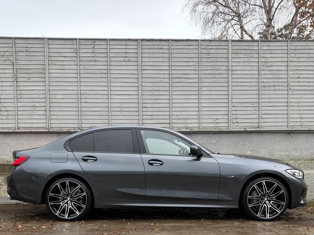 2021 BMW 3 Series