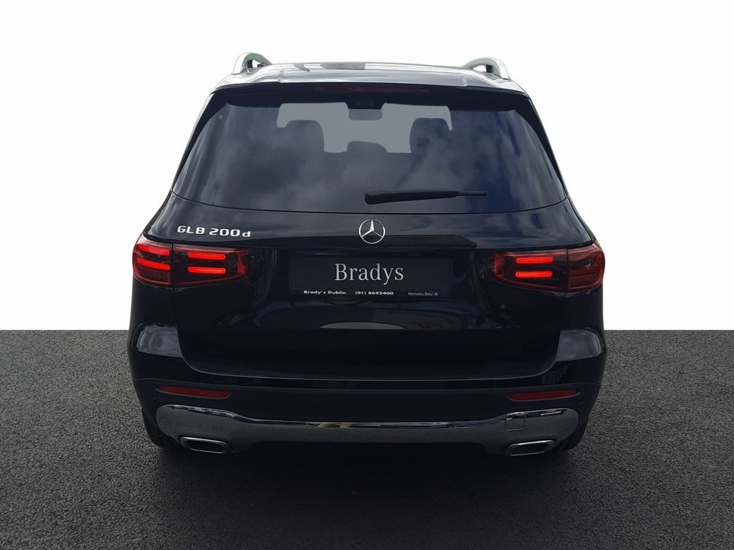 2025 Mercedes-Benz GLB Class