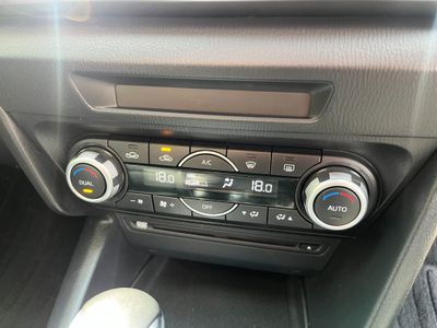 2019 Mazda Axela