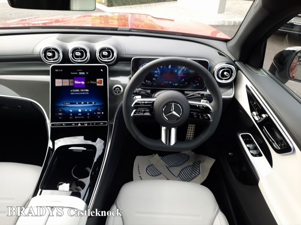 2025 Mercedes-Benz GLC Class