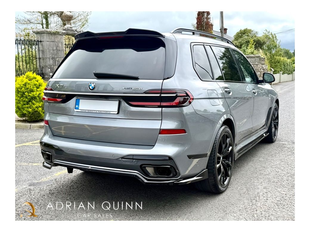 2023 BMW X7