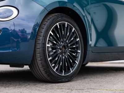 2025 Fiat 500