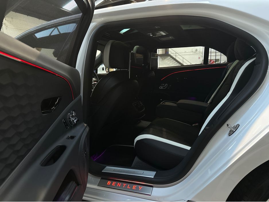 2025 Bentley Flying Spur