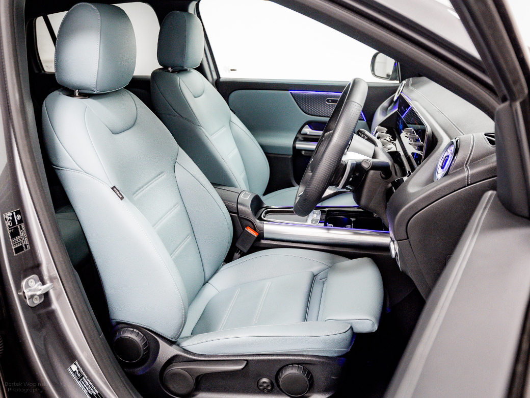 2025 Mercedes-Benz EQA