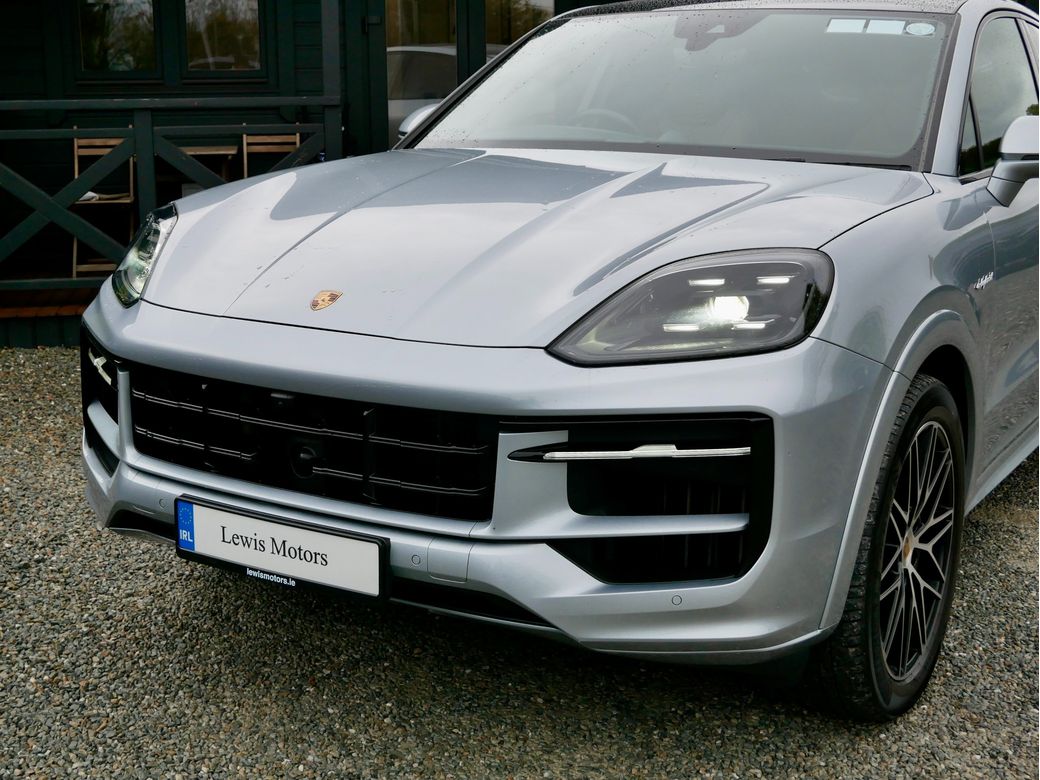 2024 Porsche Cayenne